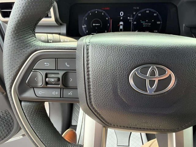 Pre-Owned 2025 Toyota Tacoma TRD Off-Road - photo - 11