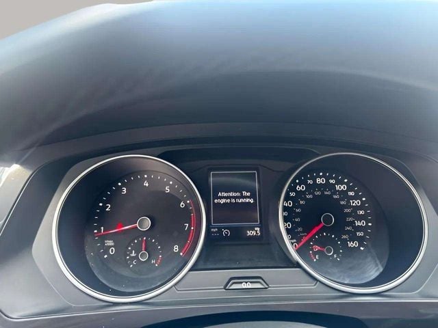 Pre-Owned 2020 Volkswagen Tiguan 2.0T SE - photo - 11