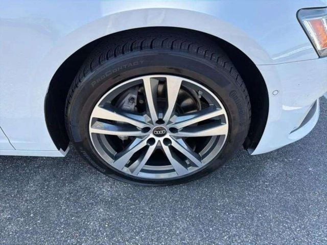 Pre-Owned 2023 Audi A6 45 Premium - photo - 31