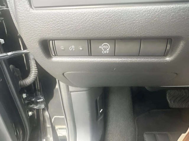 Pre-Owned 2024 Nissan Rogue S - photo - 8