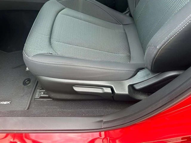 Pre-Owned 2024 Subaru Crosstrek Premium - photo - 5