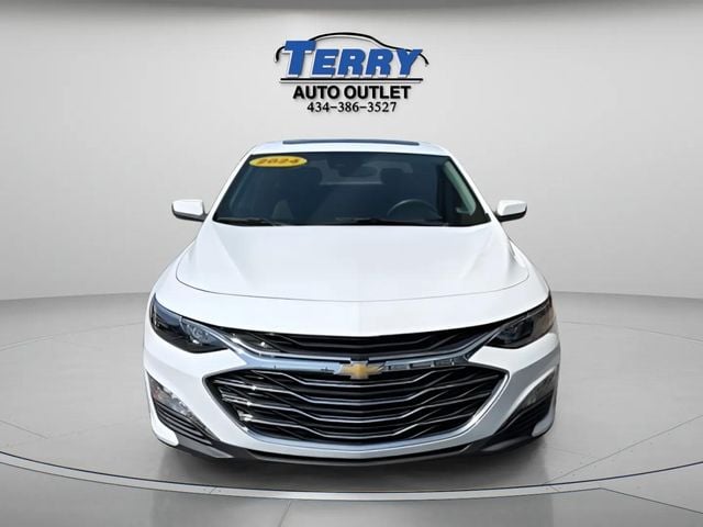 Pre-Owned 2024 Chevrolet Malibu LT - photo - 2