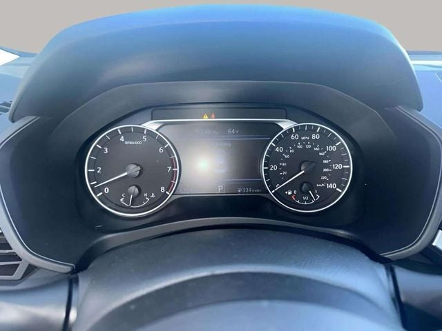 Pre-Owned 2023 Nissan Altima 2.5 SV - photo - 10