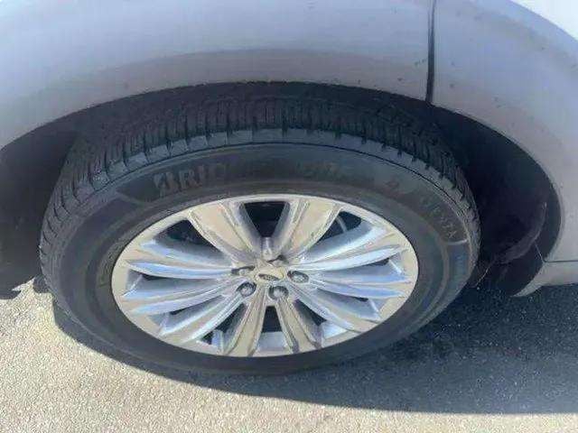 Pre-Owned 2020 Ford Explorer Limited - photo - 23