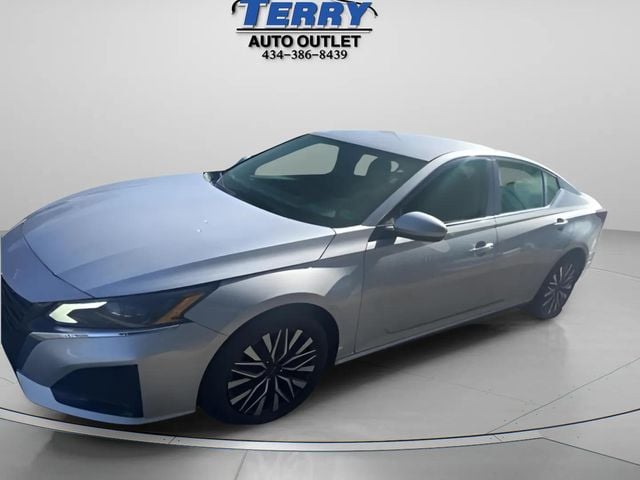2023 Nissan Altima 2.5 SV Photo in Lynchburg VA 24502