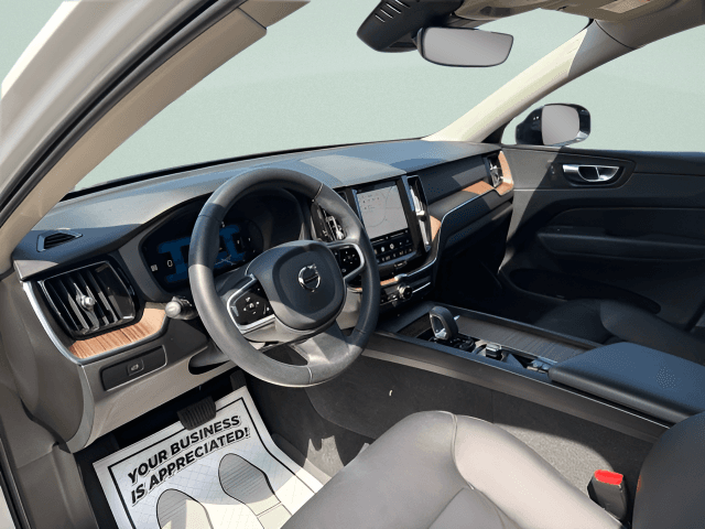 2023 Volvo XC60 B5 Plus Dark Theme Photo in Forest VA 24551