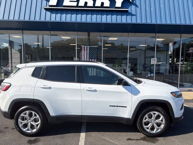 2024 Jeep Compass Latitude Photo in Boston VA 24592