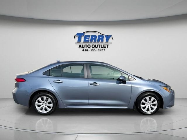 2025 Toyota Corolla LE Photo in Lynchburg VA 24502