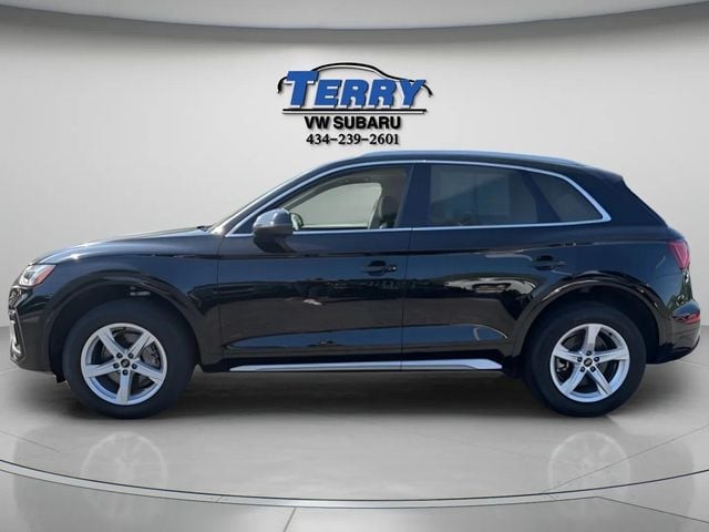 2023 Audi Q5 40 Premium Photo in Lynchburg VA 24502