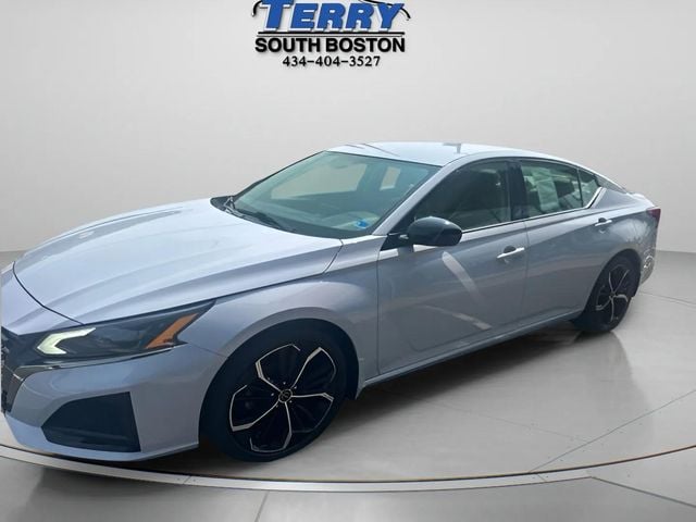 2024 Nissan Altima 2.5 SR Photo in Boston VA 24592