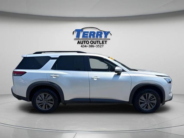 2024 Nissan Pathfinder SV Photo in Lynchburg VA 24502