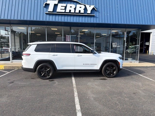 2022 Jeep Grand Cherokee L Limited Photo in Boston VA 24592