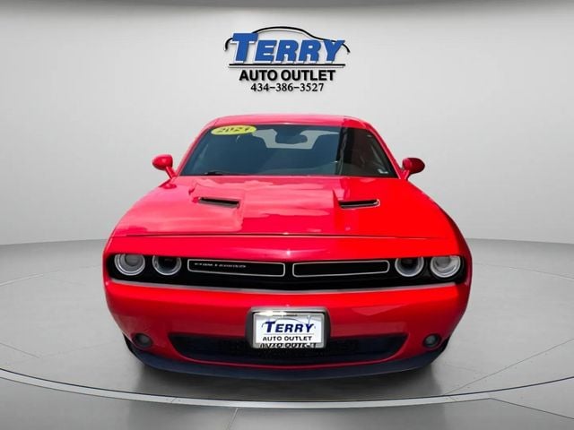 2021 Dodge Challenger SXT Photo in Lynchburg VA 24502