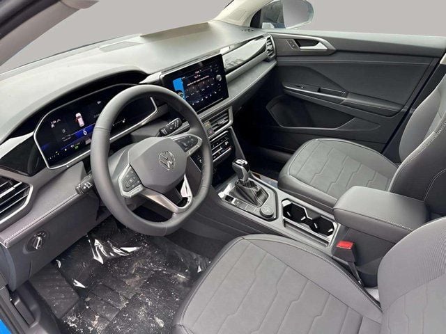 2025 Volkswagen Taos 1.5T SE Black Photo in Lynchburg VA 24502