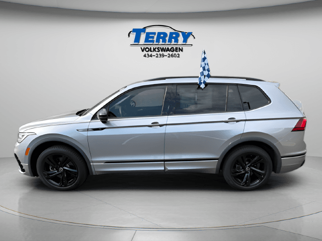 2024 Volkswagen Tiguan 2.0T SE R-Line Black Photo in Lynchburg VA 24502