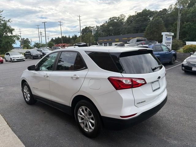 2021 Chevrolet Equinox LS Photo in Lynchburg VA 24502