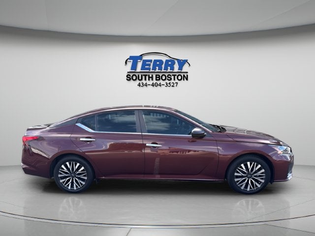 2024 Nissan Altima 2.5 SV Photo in Boston VA 24592