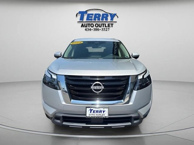 2024 Nissan Pathfinder SV Photo in Lynchburg VA 24502