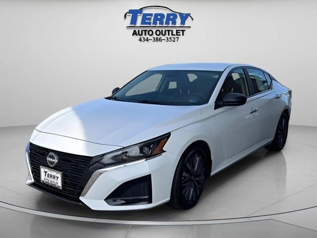 2025 Nissan Altima 2.5 SV Photo in Lynchburg VA 24502